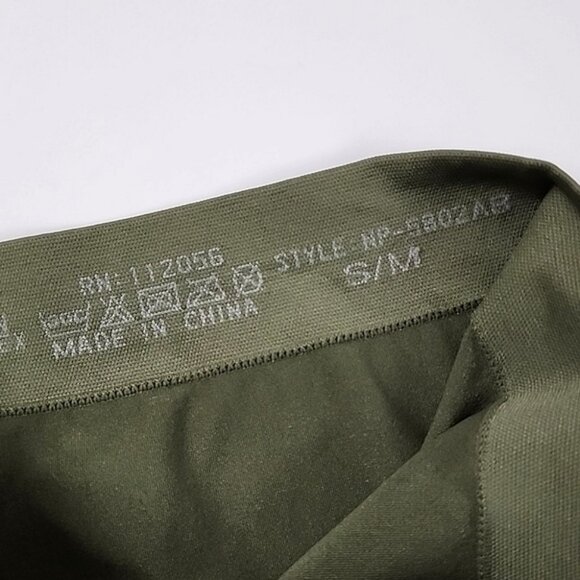 Zenana Outfitters Women's 2 Pairs Sesmless Crop Leggings Blue Green Size S/M - Picture 10 of 16